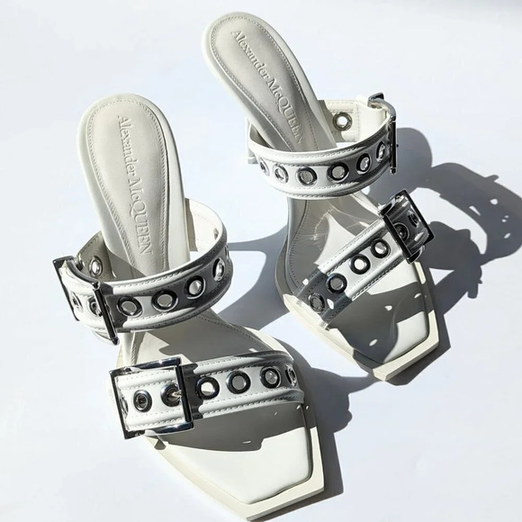 Alexander McQueen Punk Double-Buckle White Leather Sandals Size 39.5 MSRP $1,390 - Picture 3 of 9